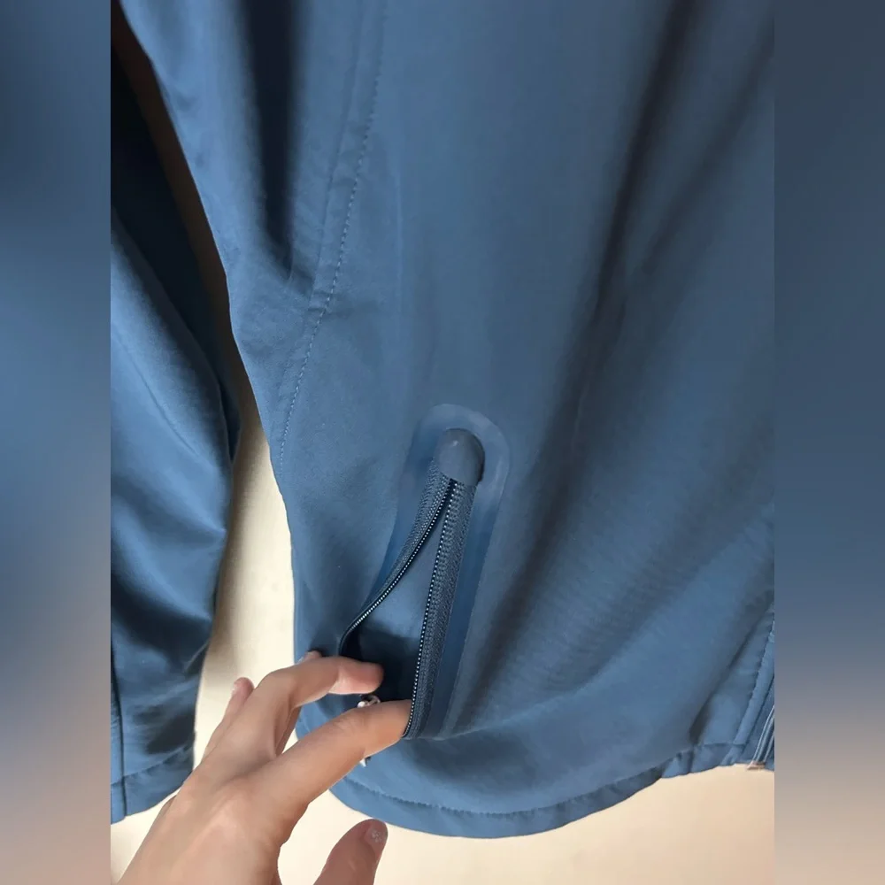 NWOT Women’s Ariat Team Softshell Jacket Deep Petroleum Blue Size M Western - Picture 4 of 15